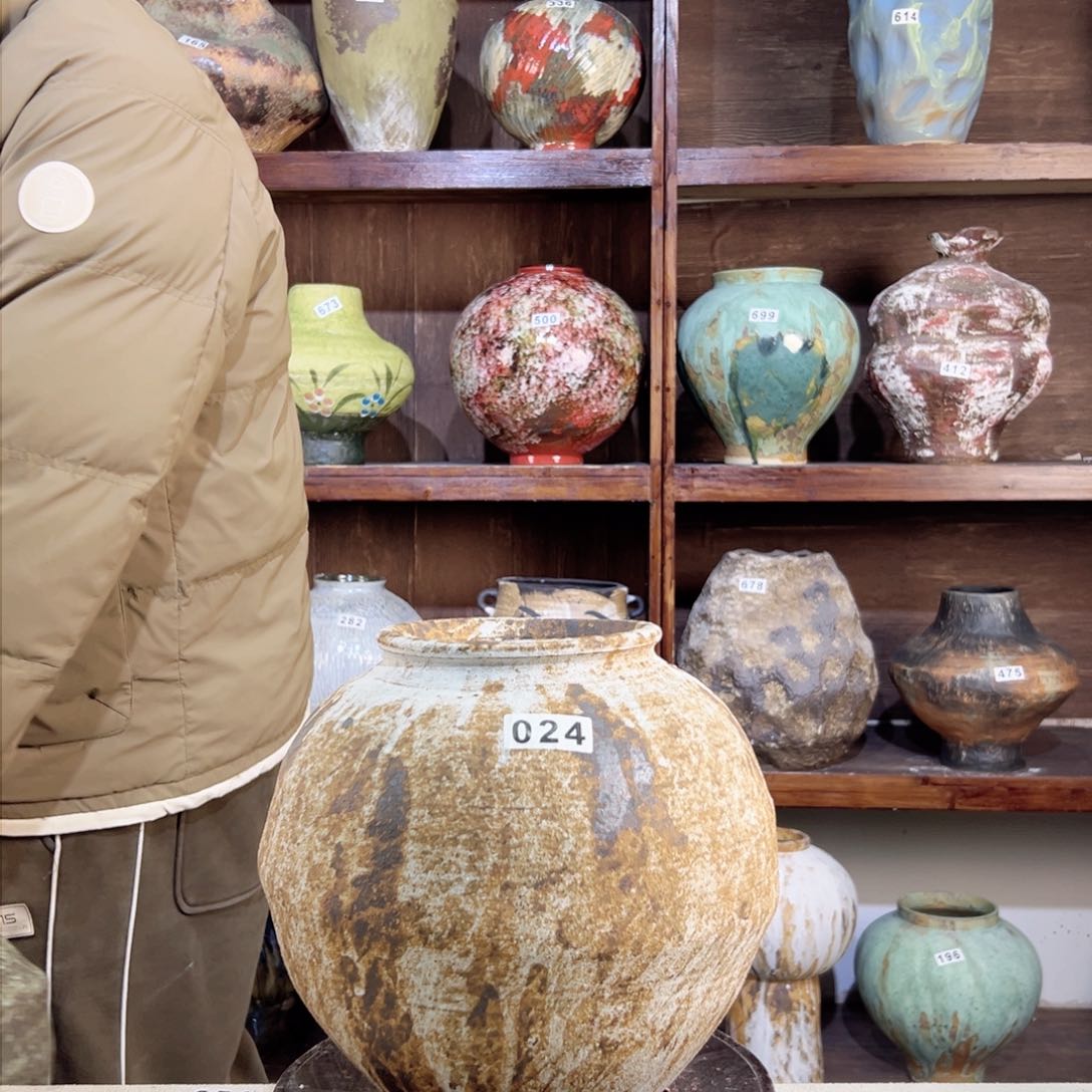 摆件24G8阿平左右的话可以买的