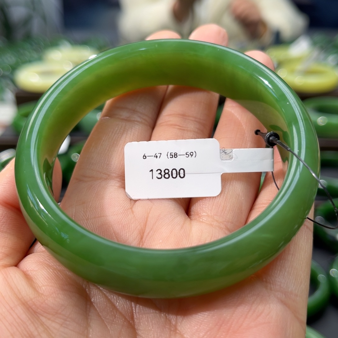 和田玉（碧玉）手镯未镶嵌