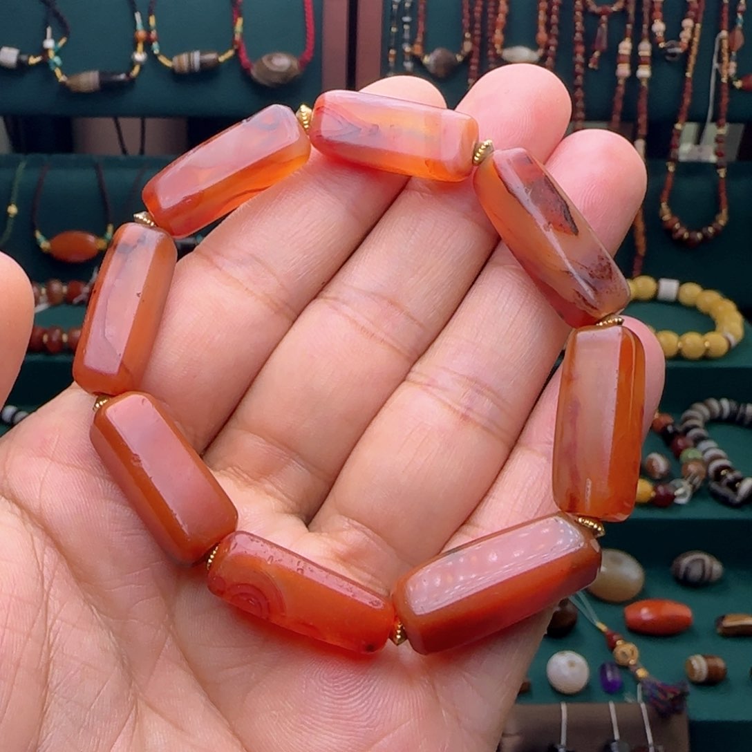 未镶嵌颈饰玛瑙/玉髓