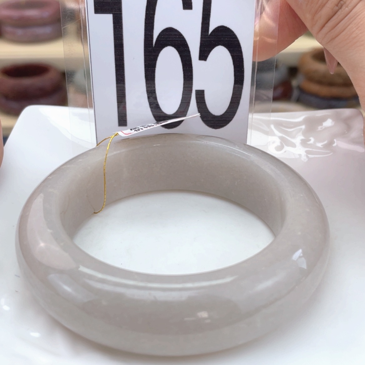 【闪购商品】石英质玉手镯未镶嵌