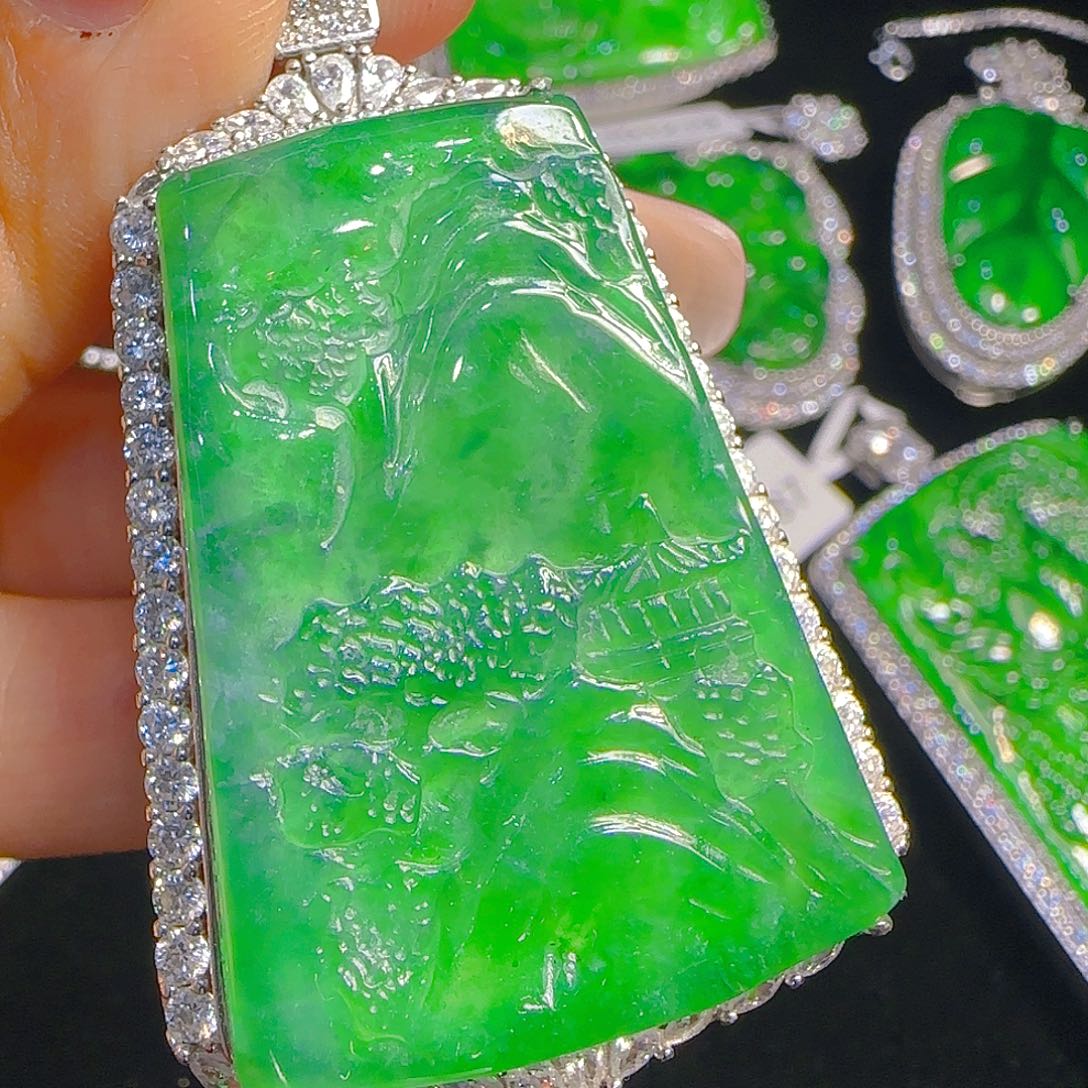 翡翠吊坠(赠链)银S925镶嵌