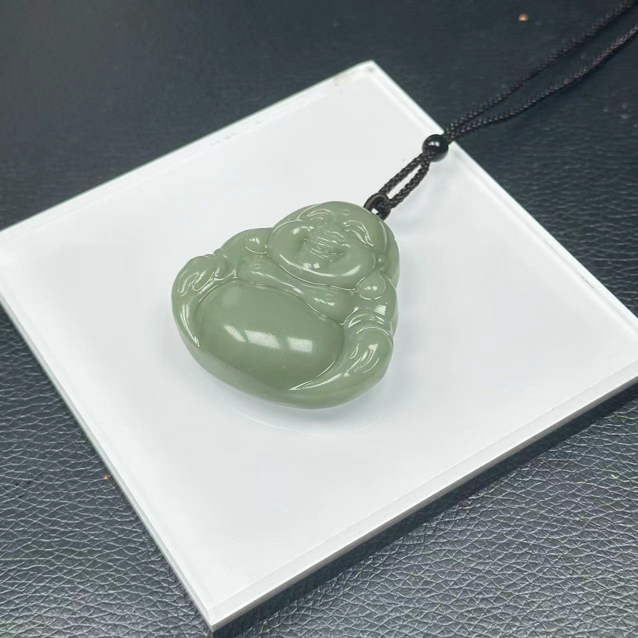 沙枣青佛公吊坠-A2052