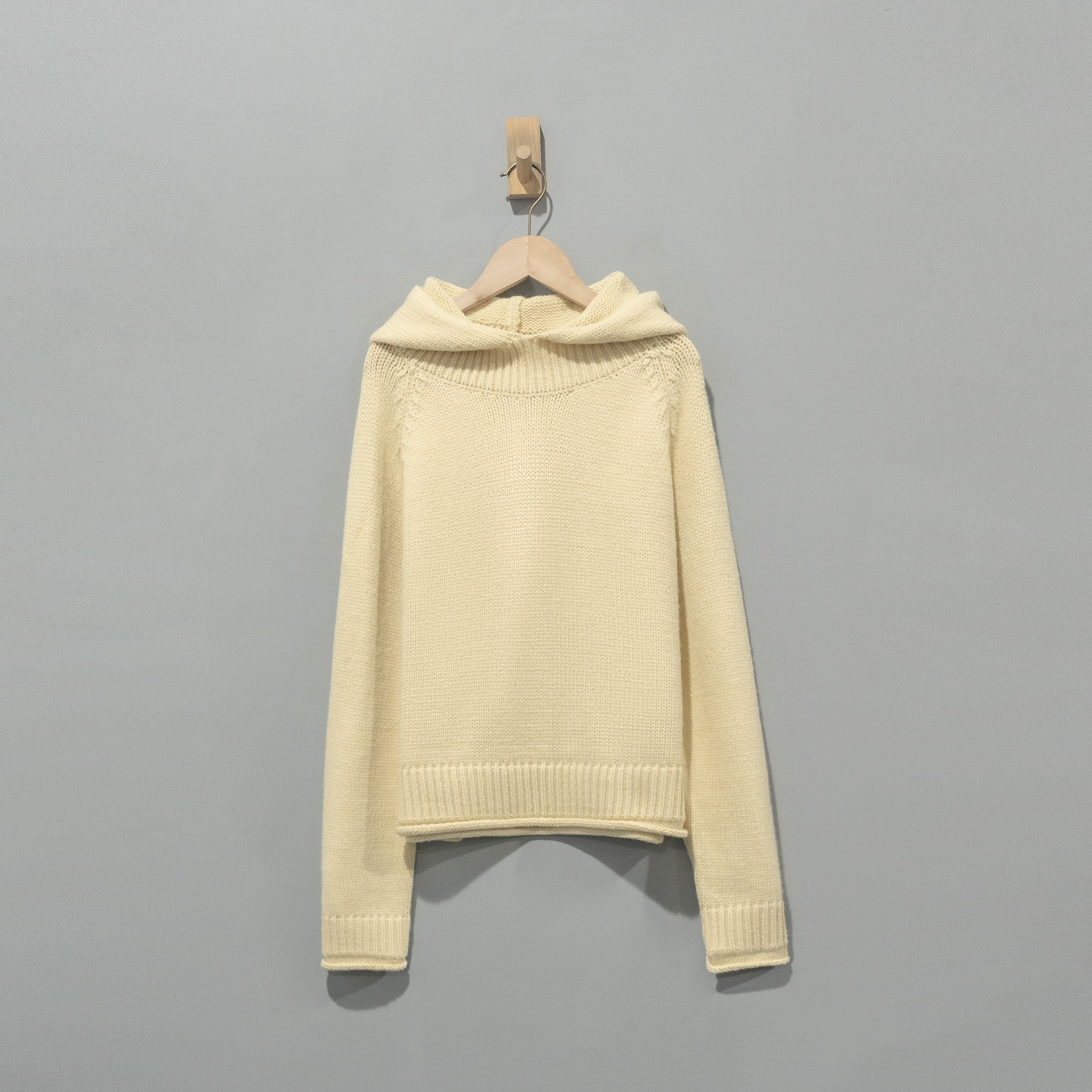 【且听风吟】0616836文艺百搭连帽绞花针织休闲毛衣  衣长52胸围116