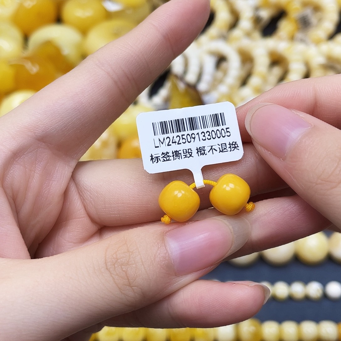 裸石蜜蜡未镶嵌老型对珠9.6✖️8.6mm福利