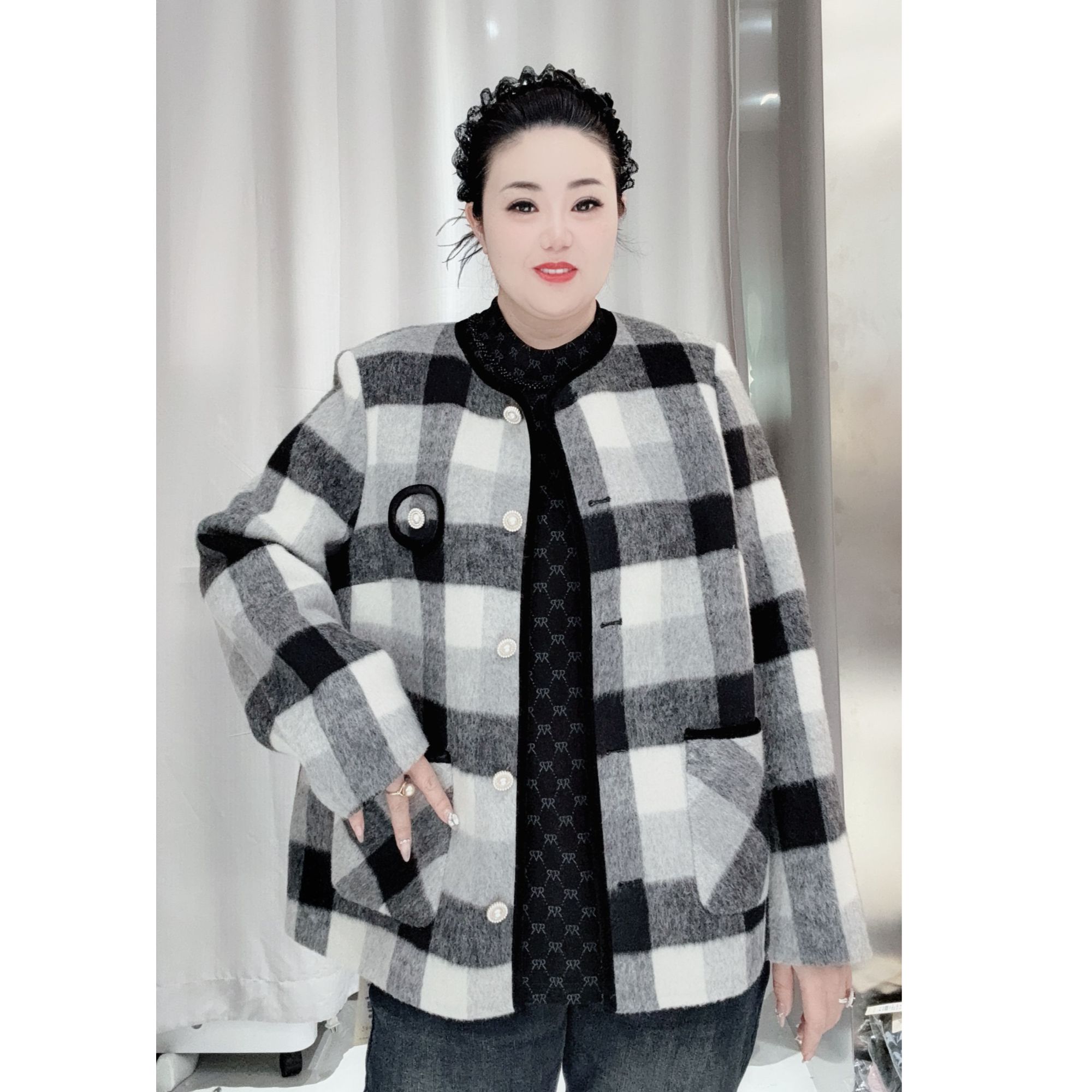 芮娜依莲9602孤品爆款羊毛格子大衣仅剩四件