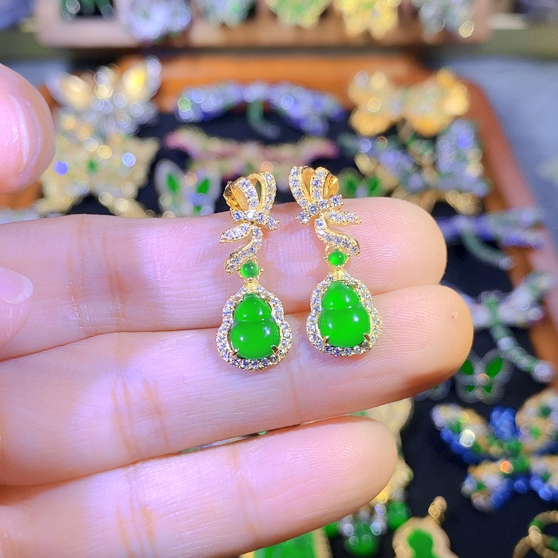 颈饰银S925镶嵌翡翠