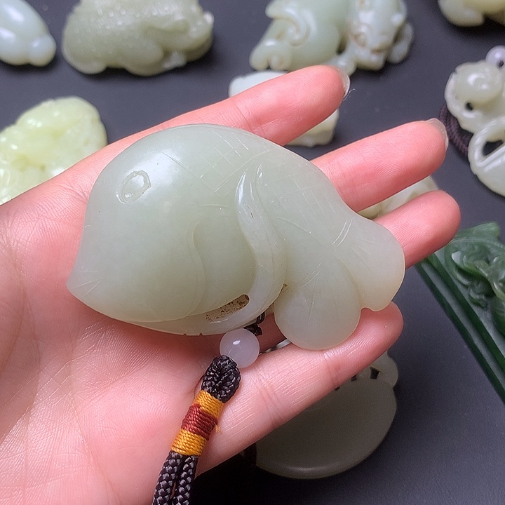 梦***缘和田玉未镶嵌颈饰