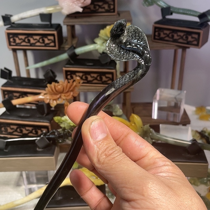 岫玉1未镶嵌玉雕发簪