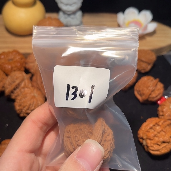 长***安文玩核桃把件41 尺  南疆石   1301