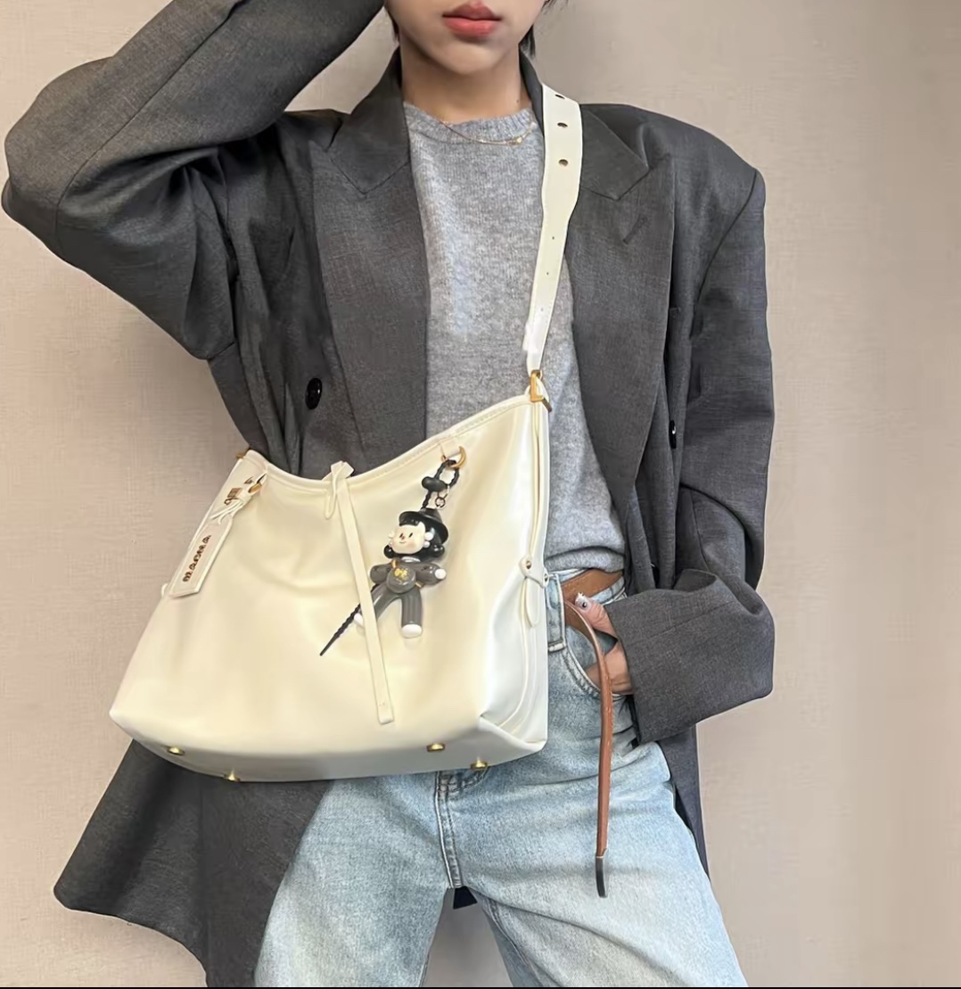 玛莎2025春季新款女包高级感多妹挂饰时尚托特斜挎包/9953大号