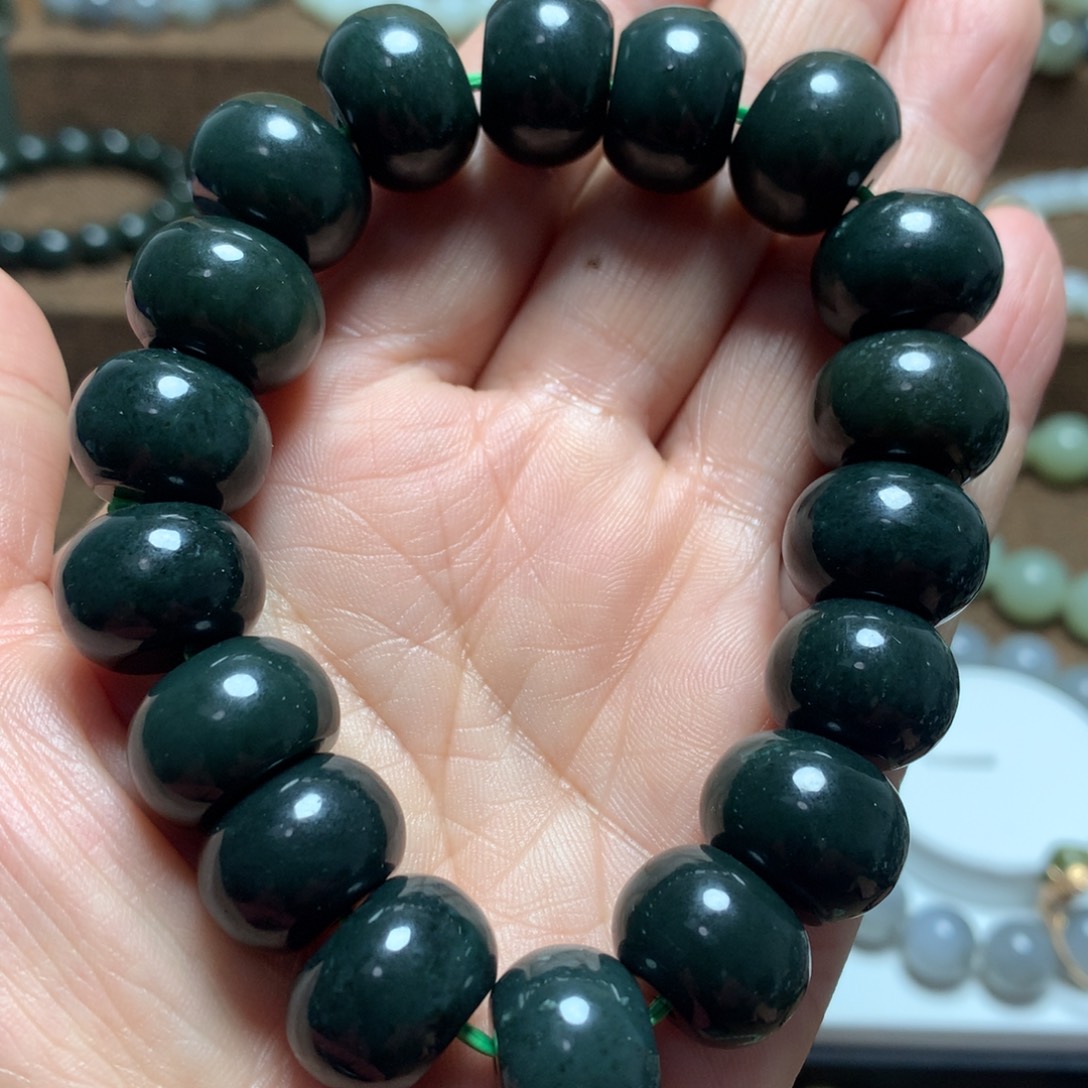 和田玉未镶嵌手链