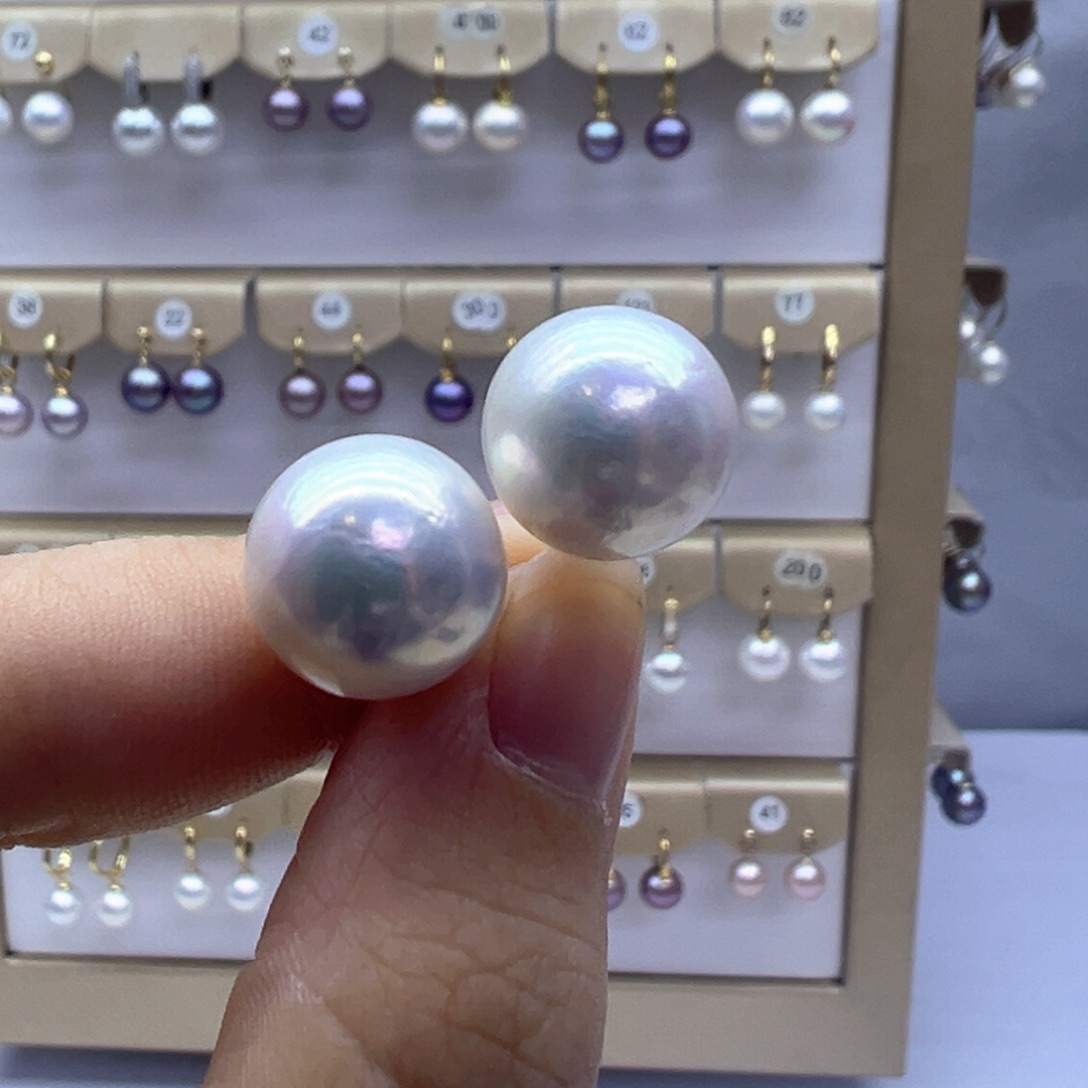 18K金镶嵌淡水珍珠耳饰