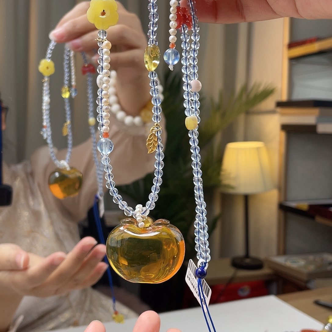 蓝珀手链未镶嵌蓝珀吊坠