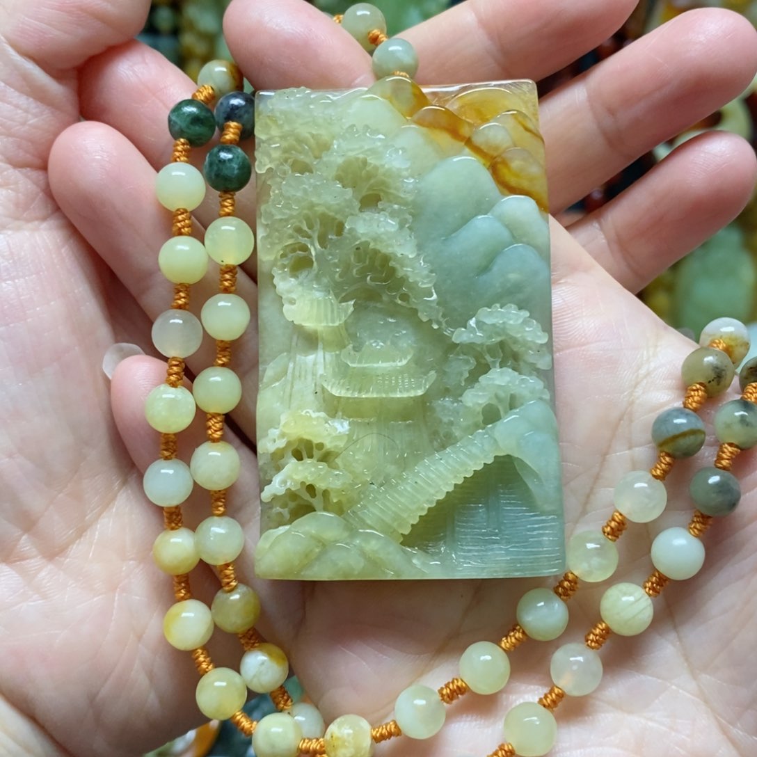 岫玉吊坠(赠链)未镶嵌