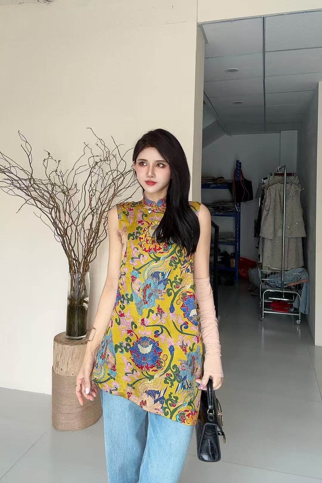 （瑞凤锦花）新中式国风马甲女2025夏季繁花立领斜襟中长盘扣