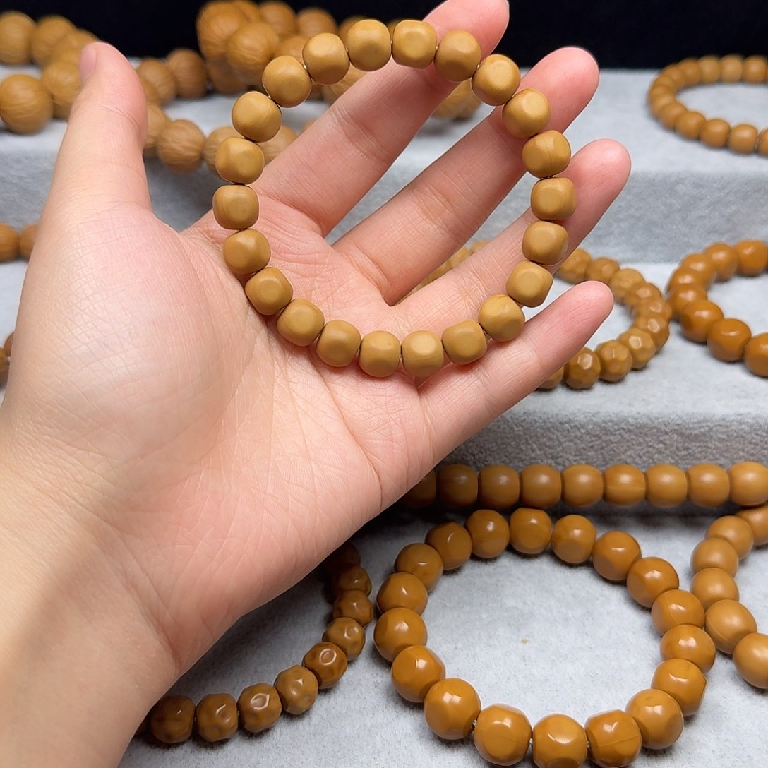 猴头核桃手串六方瑕疵