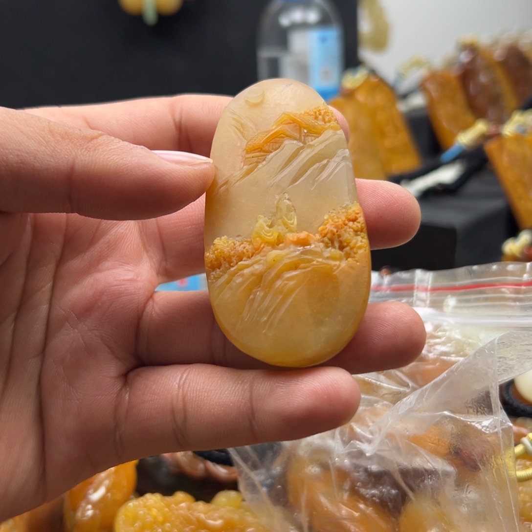 石英质玉（黄龙玉）未镶嵌多选一发货