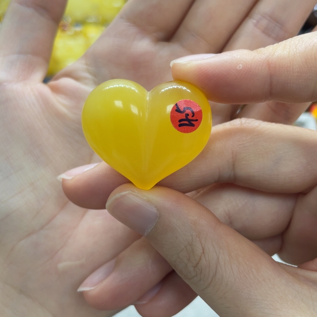 琥珀未镶嵌裸石天然琥珀