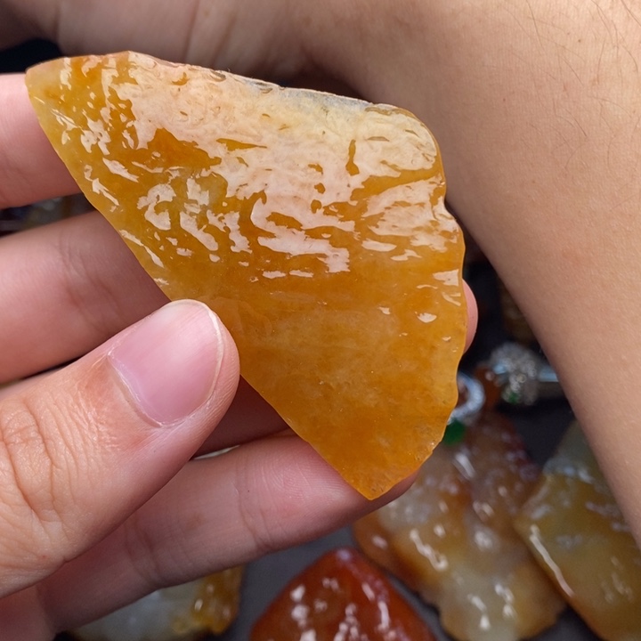 虎***君定制翡翠未镶嵌材料