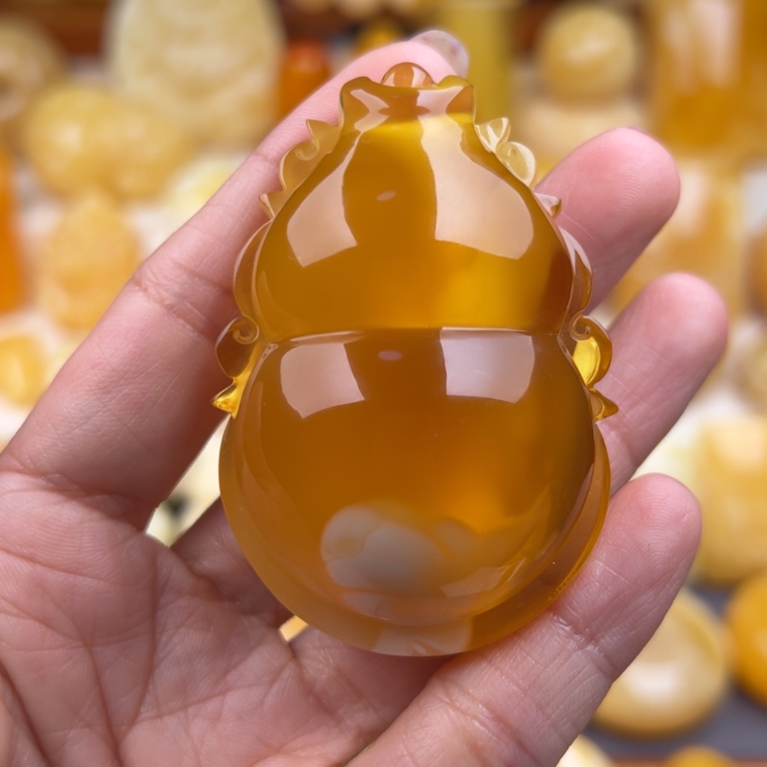 琥珀颈饰未镶嵌纯天然琥珀蜜蜡无优化