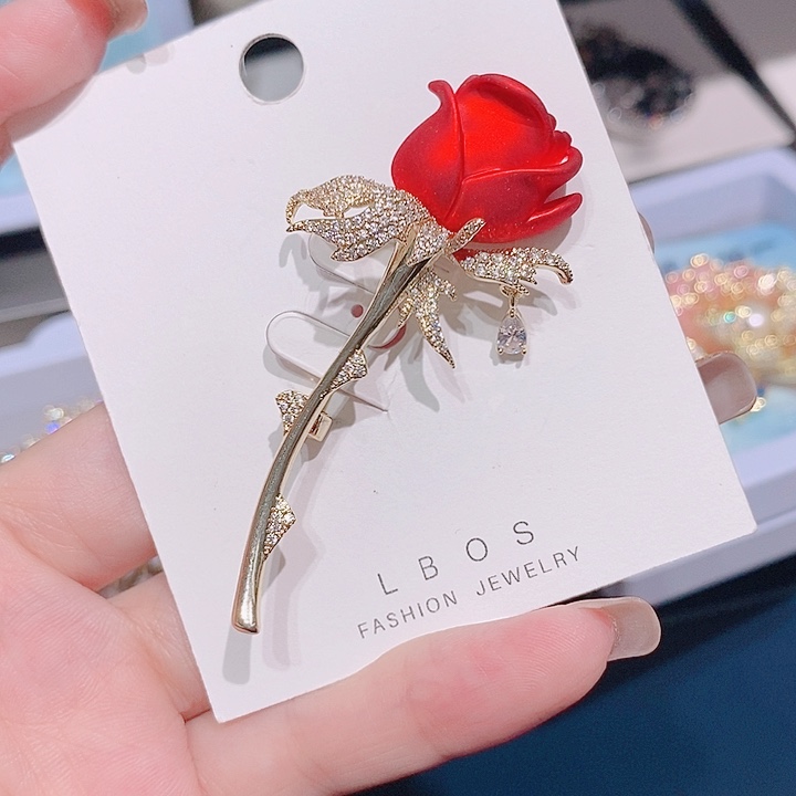 锆石铜合金火玫瑰胸针