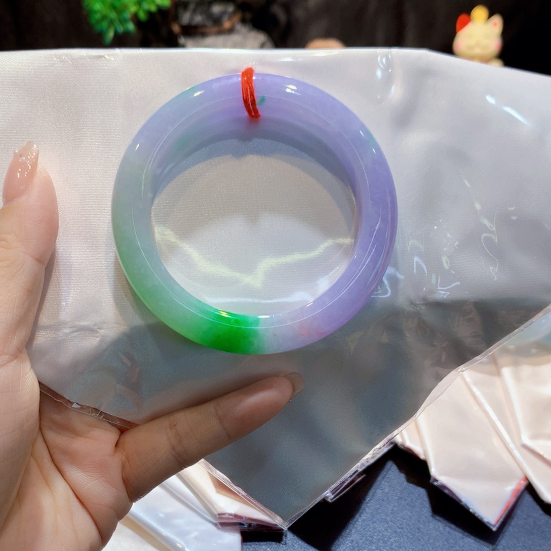 翡翠未镶嵌手镯翡翠手镯