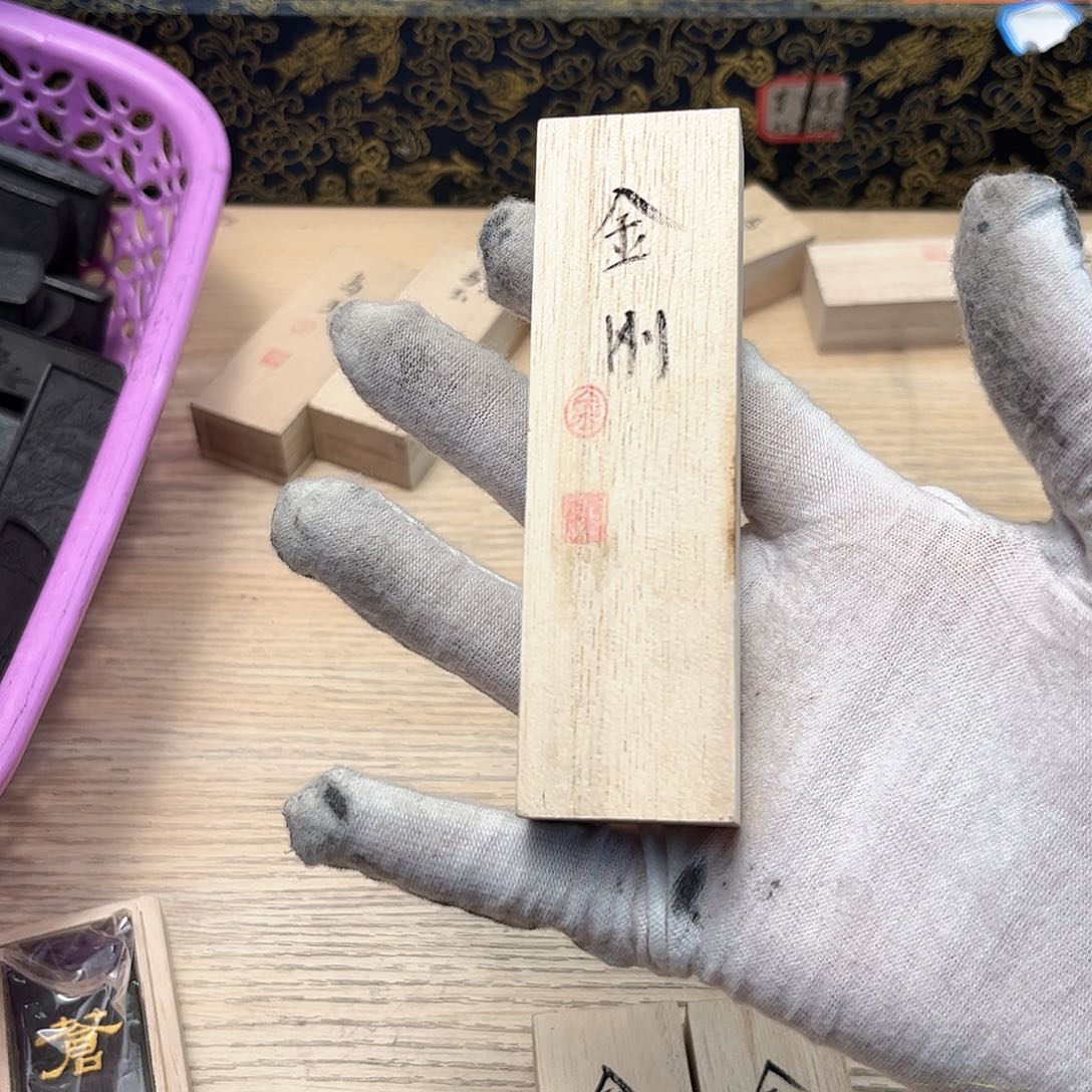 蝙***侠哈哈哈哈哈哈哈哈哈哈
