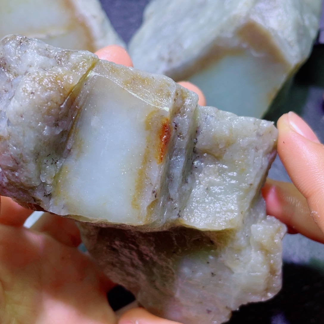 和田玉未镶嵌珠宝半成品