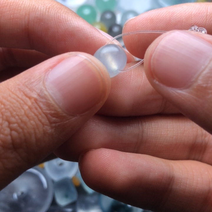 未镶嵌定制翡翠十***筋挂件