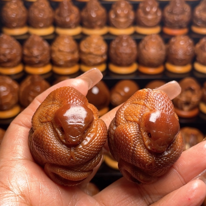 橄榄核把件橄榄雕刻