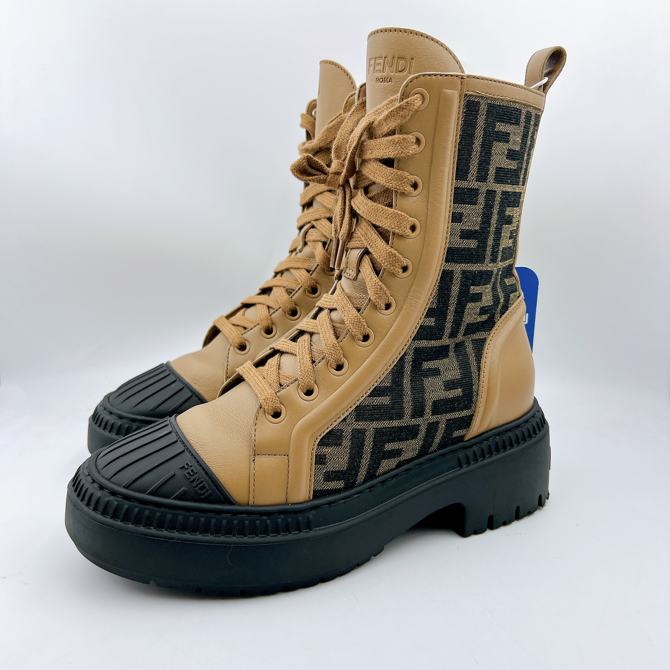 99新 FENDI/芬迪 36码/经典焦糖色满印短靴/BM00562