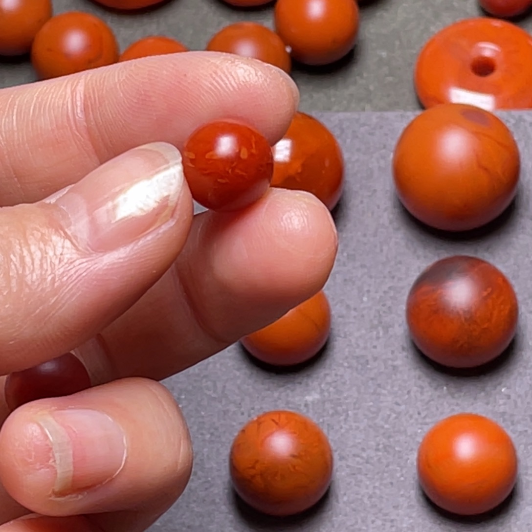 万***象南红玛瑙未镶嵌南红原矿南红珠子10.1毫米