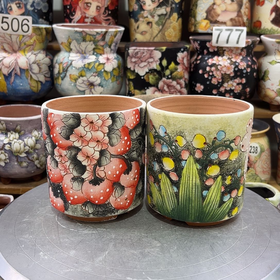 景德镇炫彩手绘口9.5高11.5