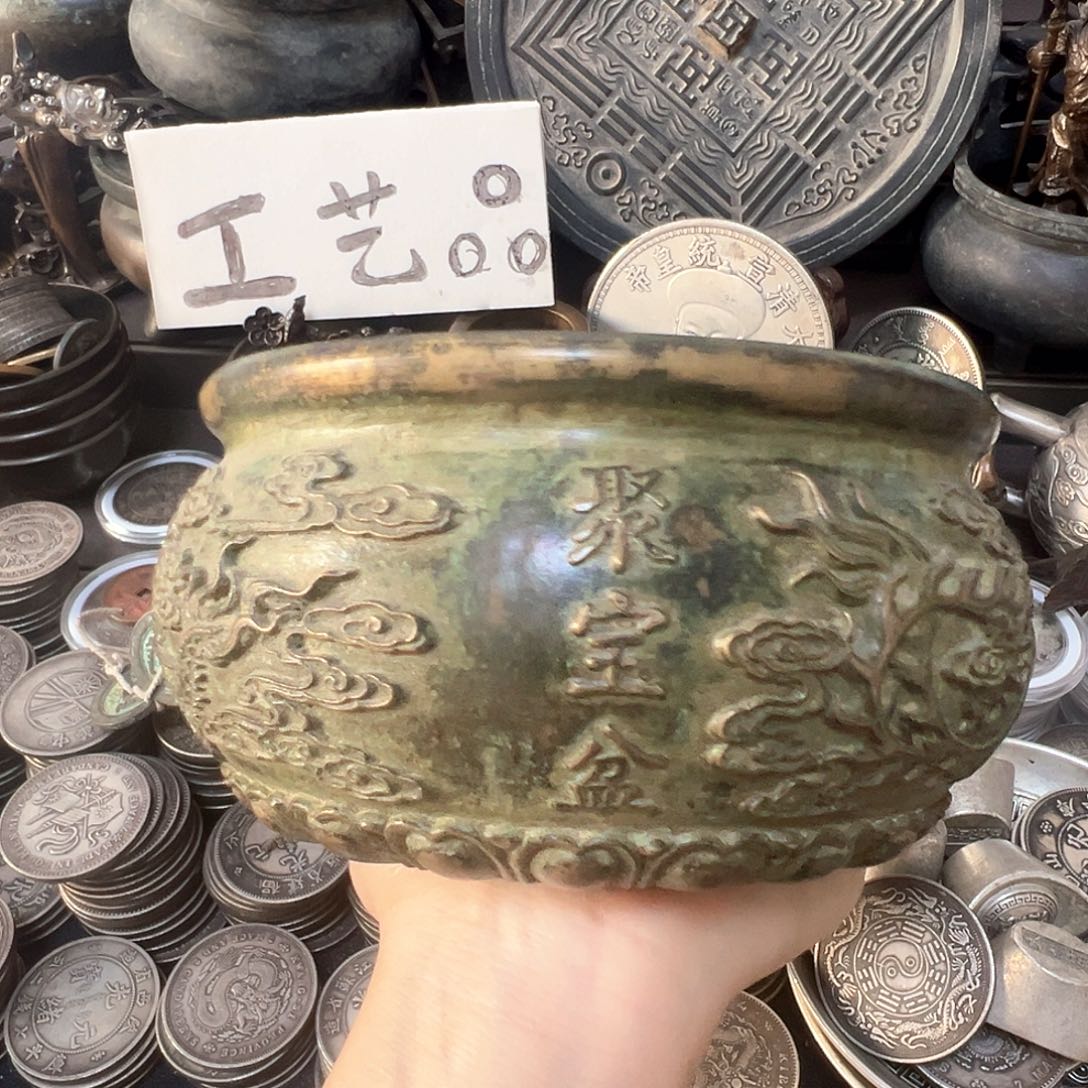 金属复古风格摆件