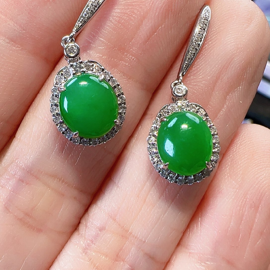 翡翠耳饰18K金镶嵌签收后24小时鉴赏期