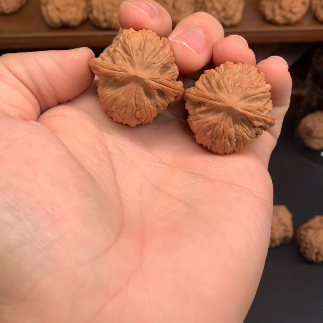 清***来文玩核桃吊坠34+小红