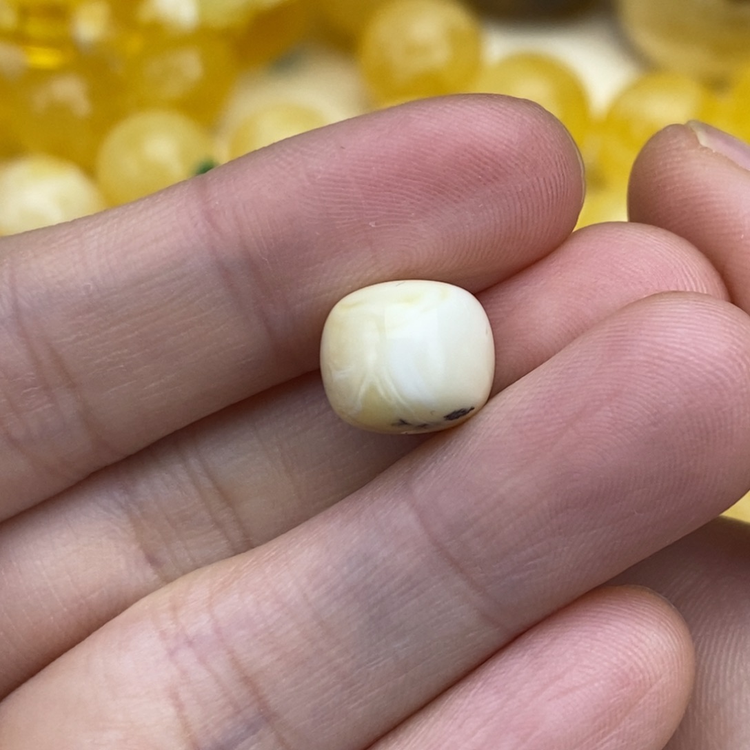 琥珀裸石未镶嵌10.5✖️9奥利奥老型