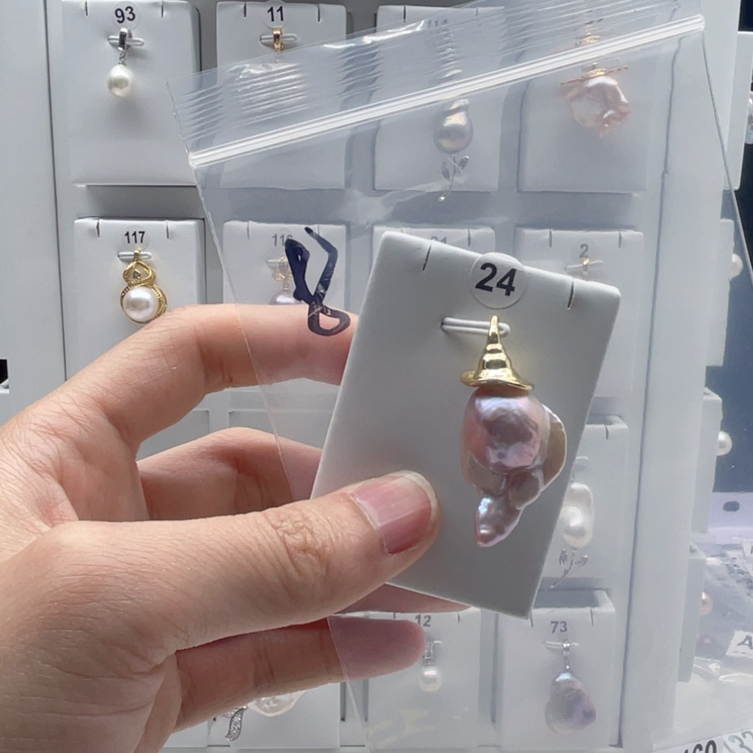 淡水珍珠颈饰合金