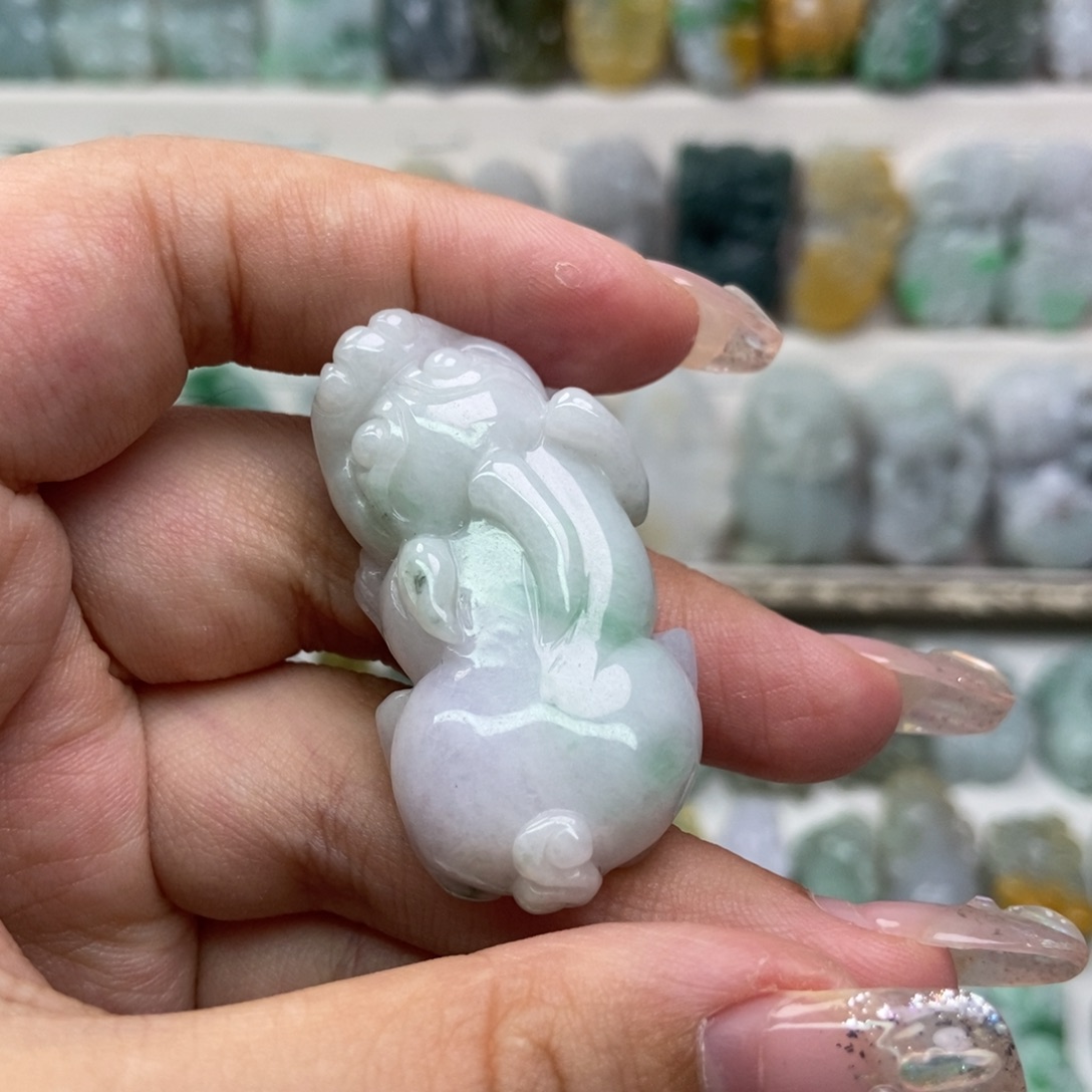 吊坠(赠链)未镶嵌翡翠