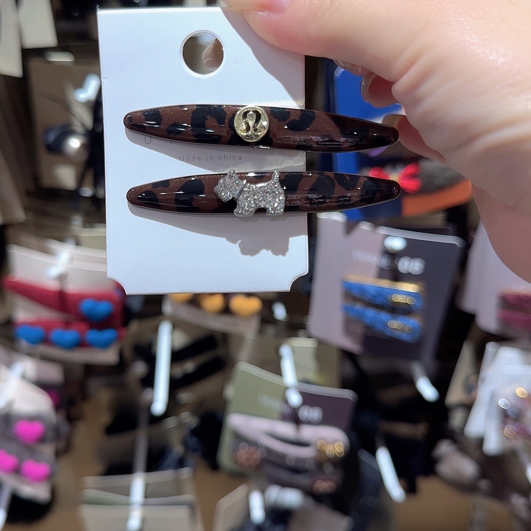 皮质非金属小狗压夹