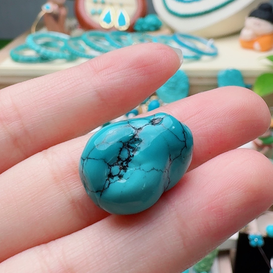 绿松石未镶嵌高瓷绿特色随形