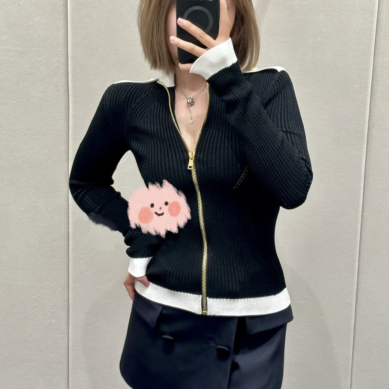 99新 BALMAIN/巴尔曼 tem477/25SS高领金扣针织衫 36码 粘胶纤维