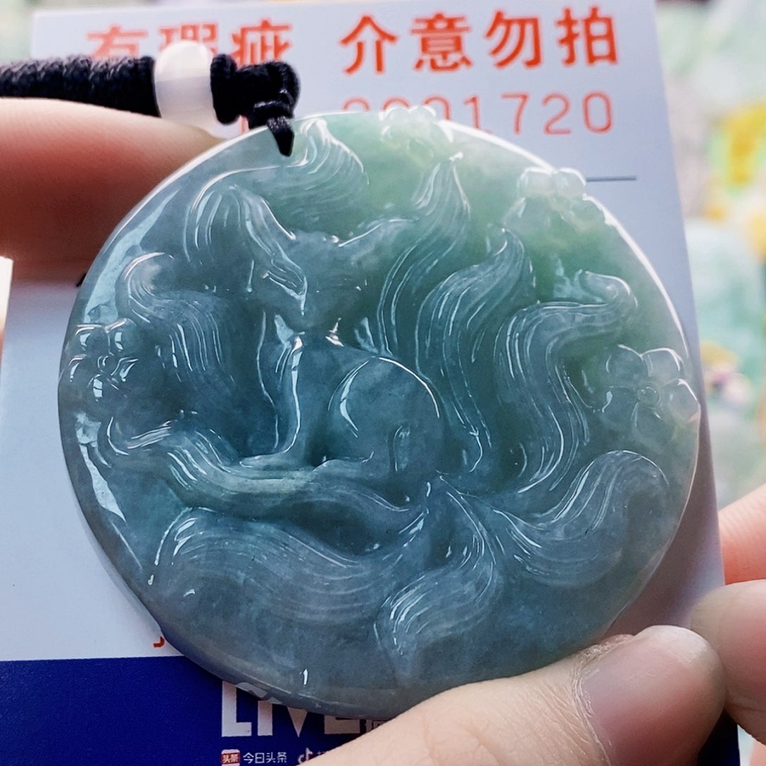 吊坠(不含链)未镶嵌翡翠