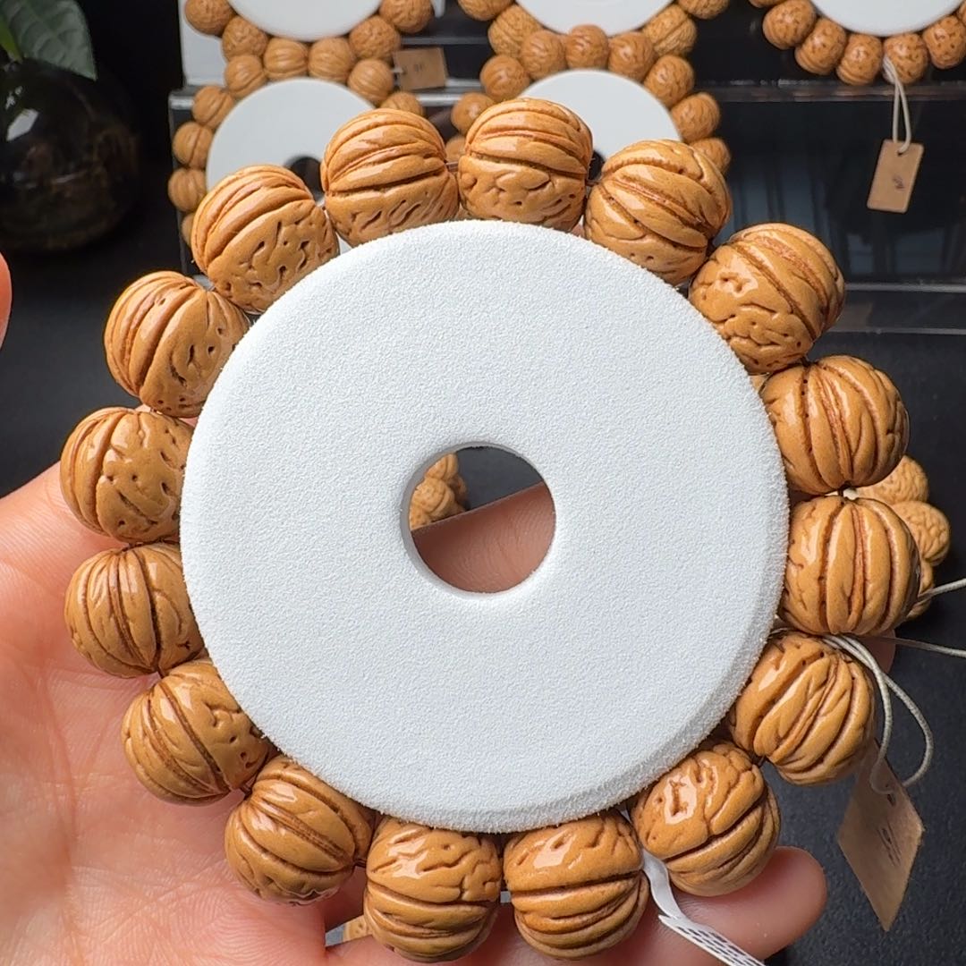 桃核手串老树金丹