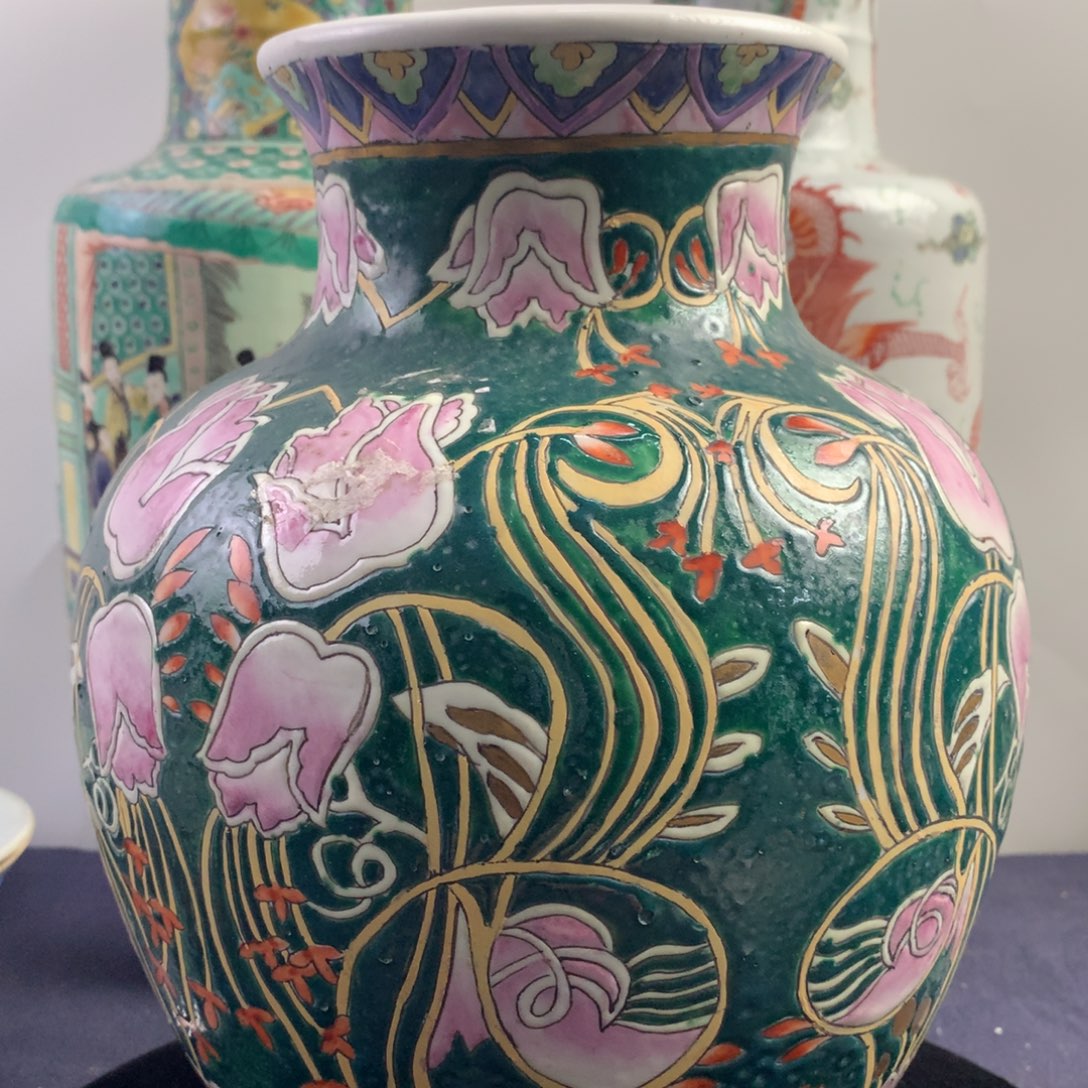 其他陶6637瓷器—绿地粉彩花卉尊