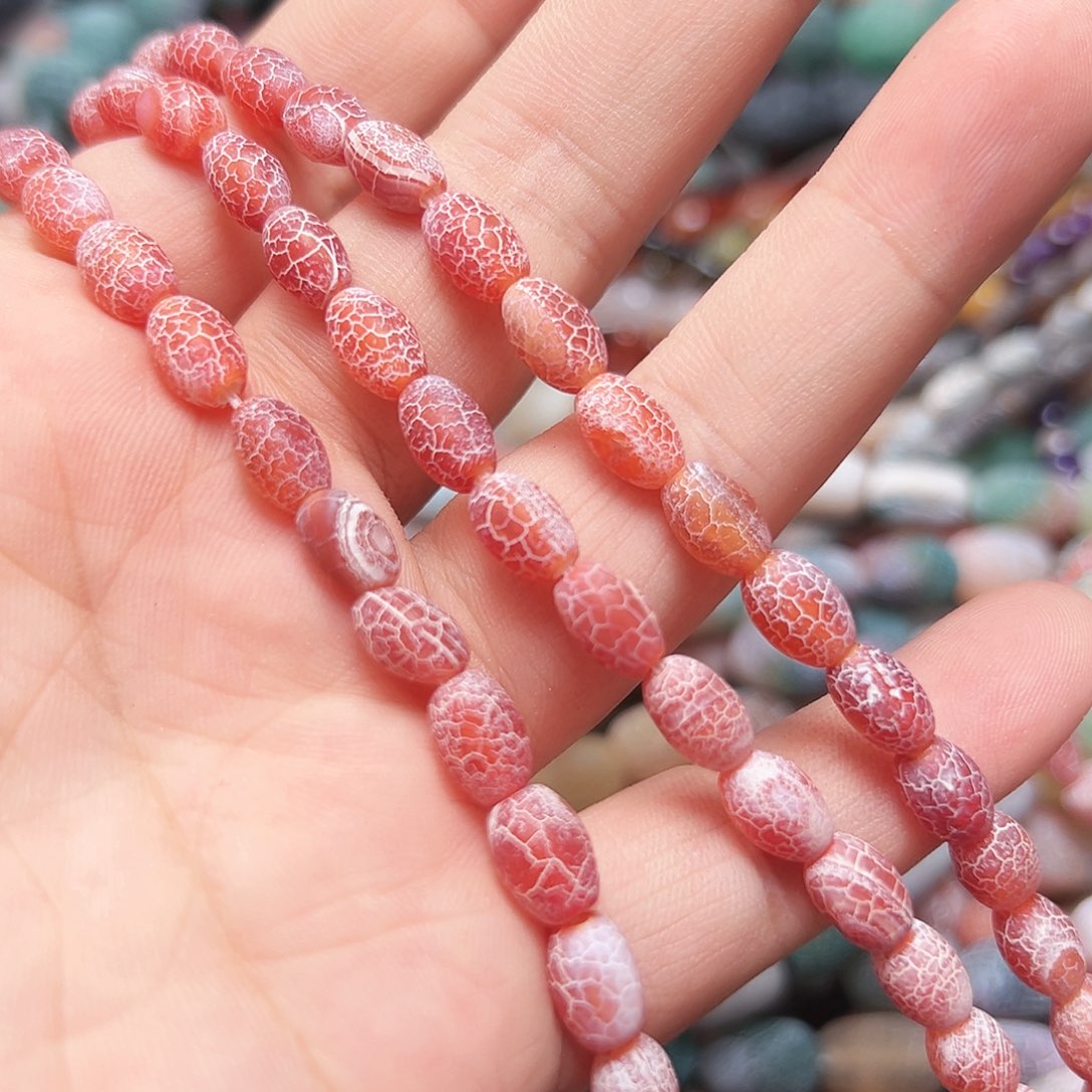 玛瑙/玉髓未镶嵌珠宝半成品R246。药霜玛瑙一条