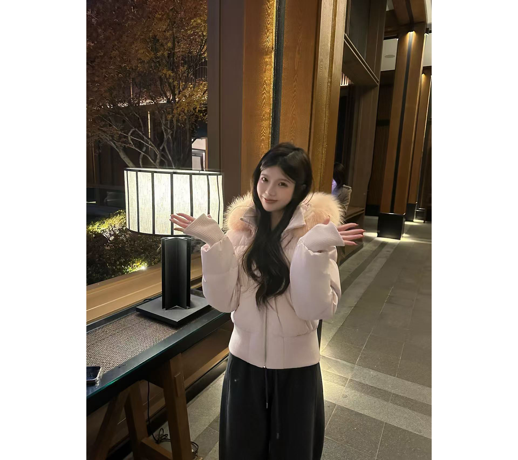 金佳佳【京都落雪】貉子毛领 韩版连帽短款收腰90白鸭绒羽绒服