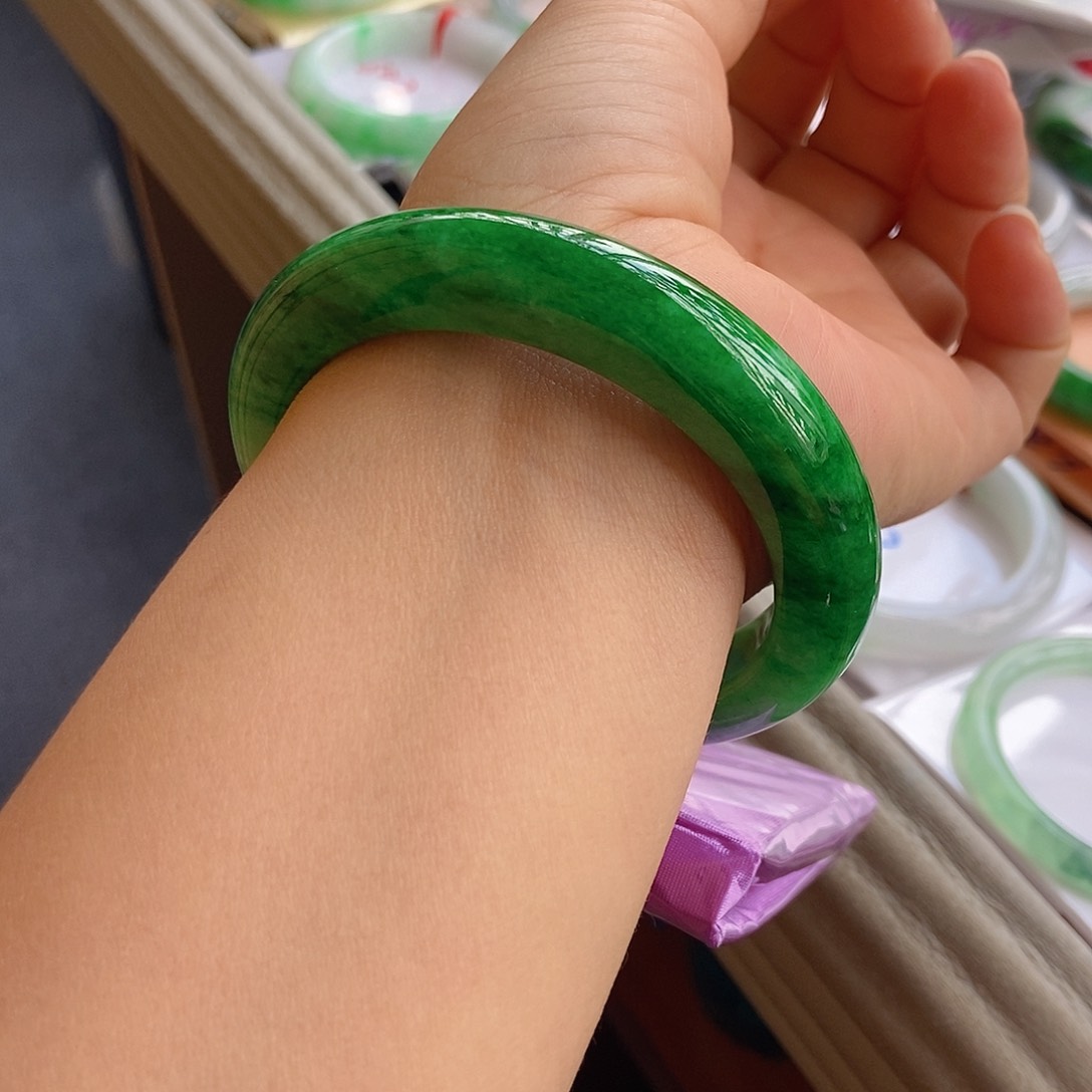 未镶嵌手镯翡翠8号