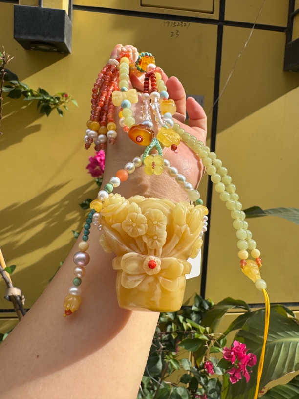 鲜花盛开，万物复苏，天然蜜蜡白花浓蜡花束花篮系列（裸重：38.45克）