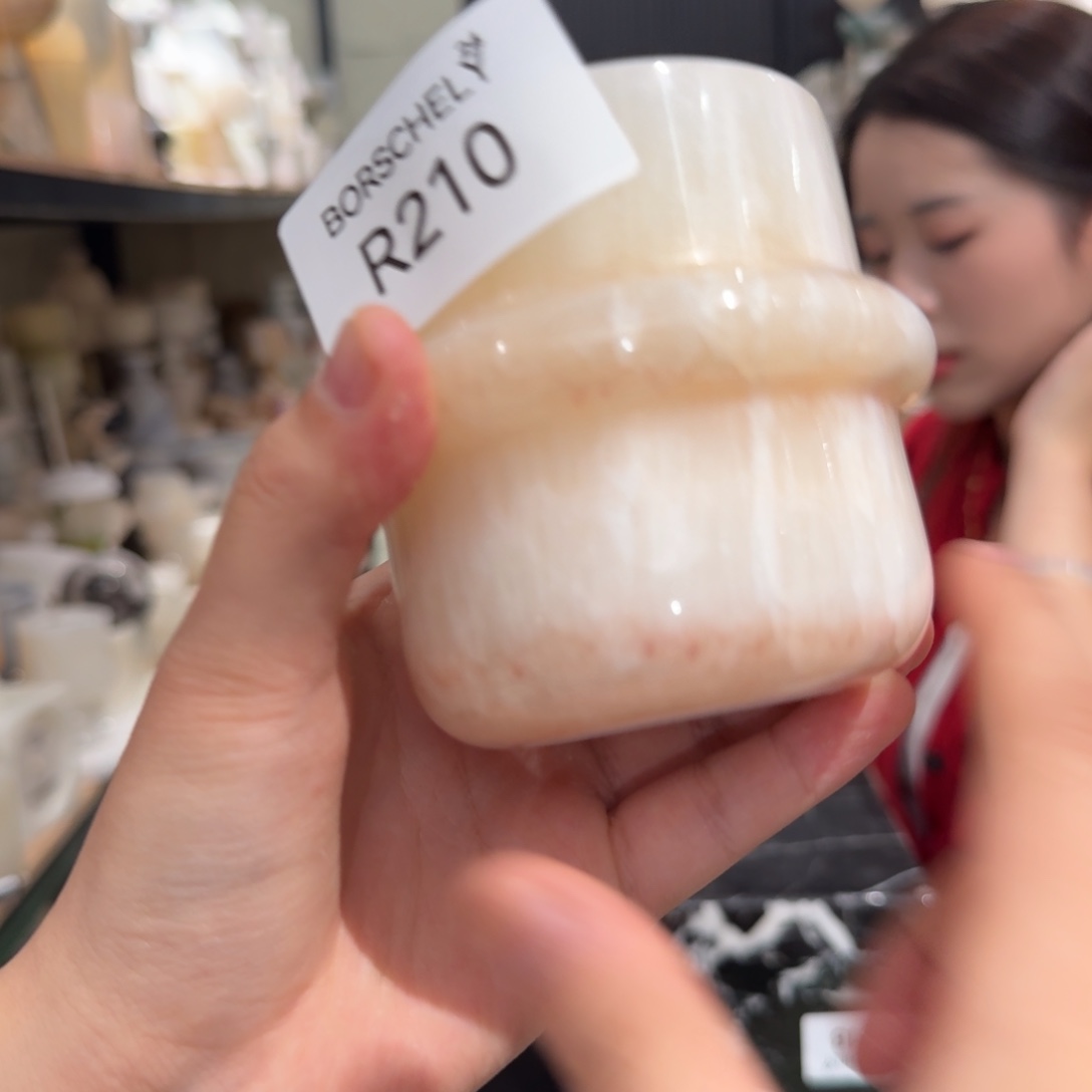 大理石R210。  爱。